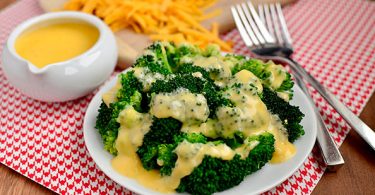 Broccoli with Cheddar Sauce Recipe